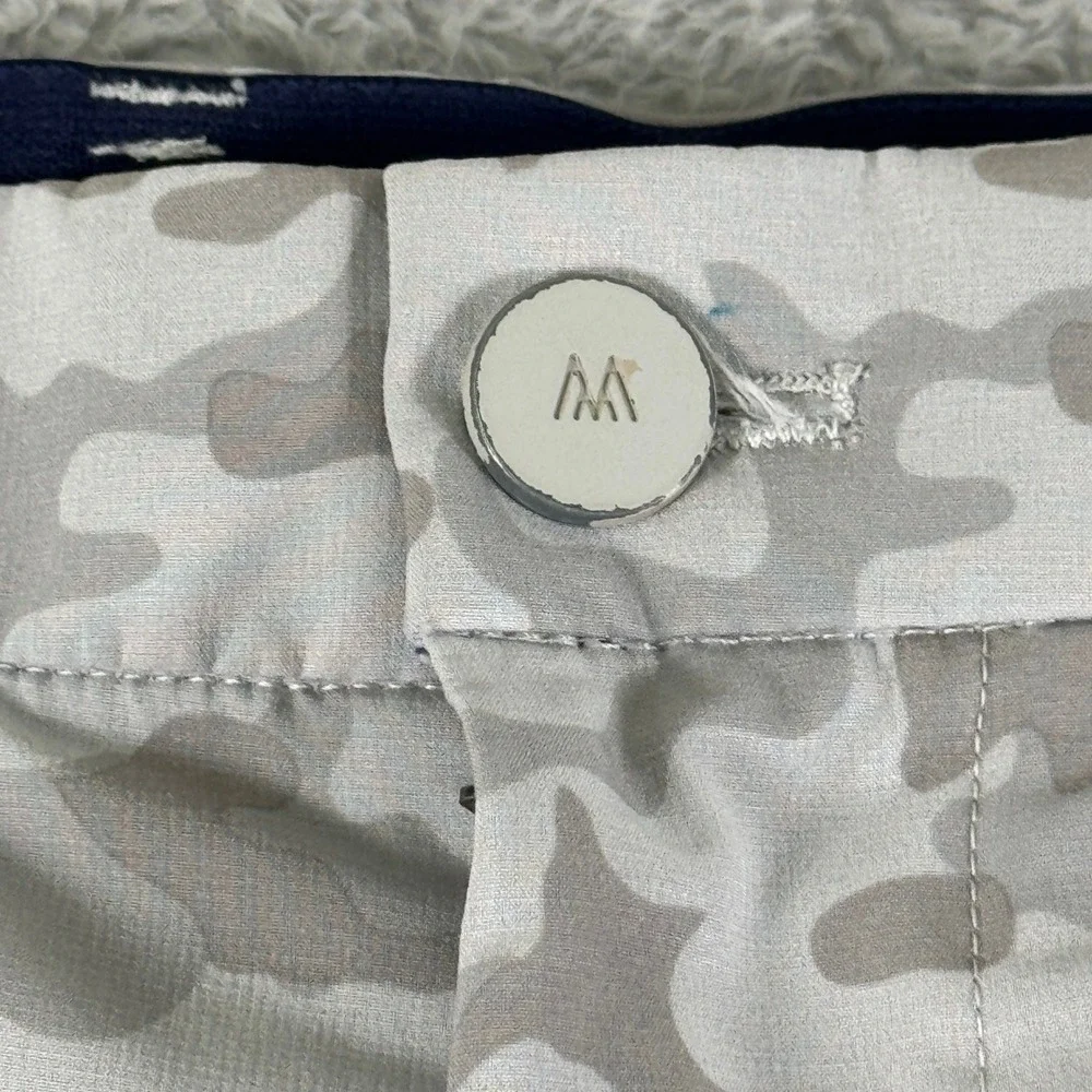 Mizzen+Main Helmsman Mens Performance Golf Shorts 30W Grey White Camo Stretch 8L